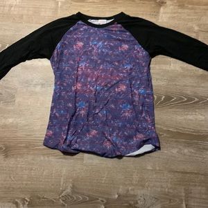 Lularoe women’s large purple top